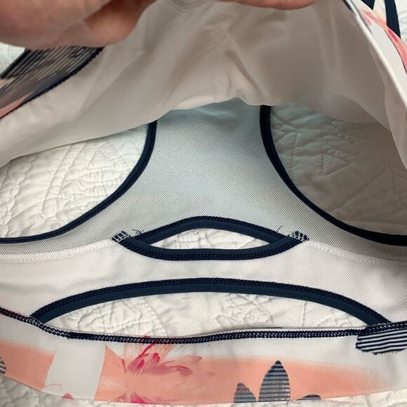 Xersion racerback sport bra, size XL  - Picture 4 of 7